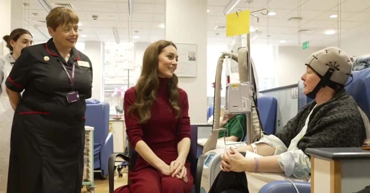 1 MINUTE AGO! Princess Catherine suddenly appeared at the hospital wearing a dark brown and burgundy outfit
